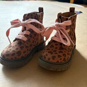 Cat & Jack Brown Leopard Print Kids Boots with Pink Laces